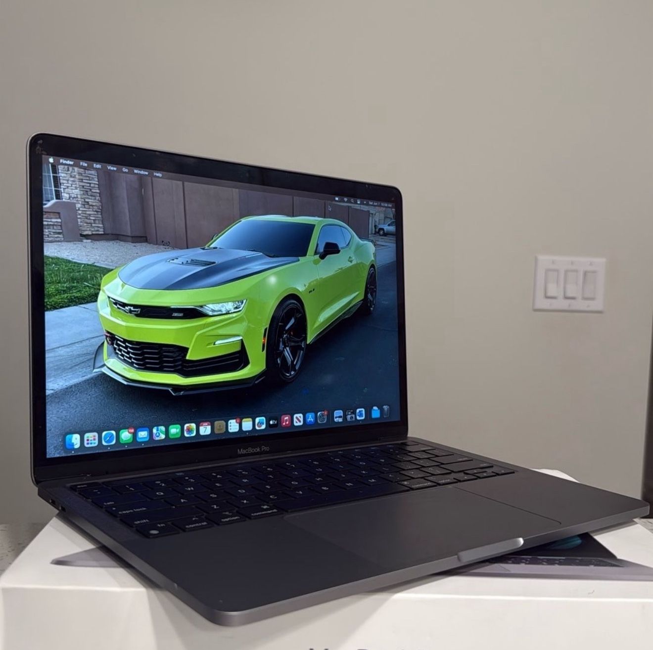 2020 MACBOOK PRO 13”