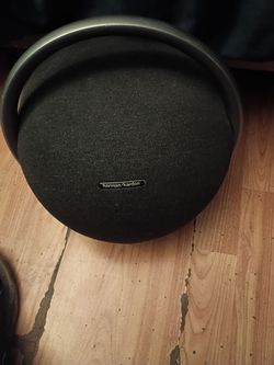 Harman & Kardon Onyx  Studio 7 bluetooth wireless speaker
