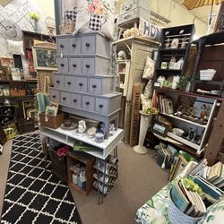 Vintage Decor, Furniture, Collectibles & More