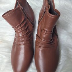 Array  Booties