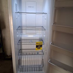Frigidaire Freestanding Frost Free Freezer 13 Cubic Foot