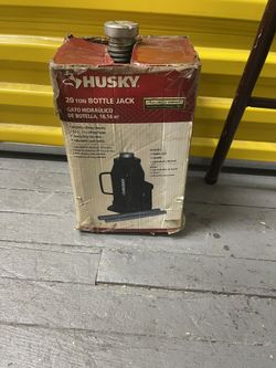Husky 20-Ton Hydraulic Bottle Car Jack 
