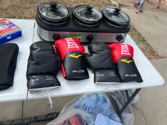 Boxing gloves