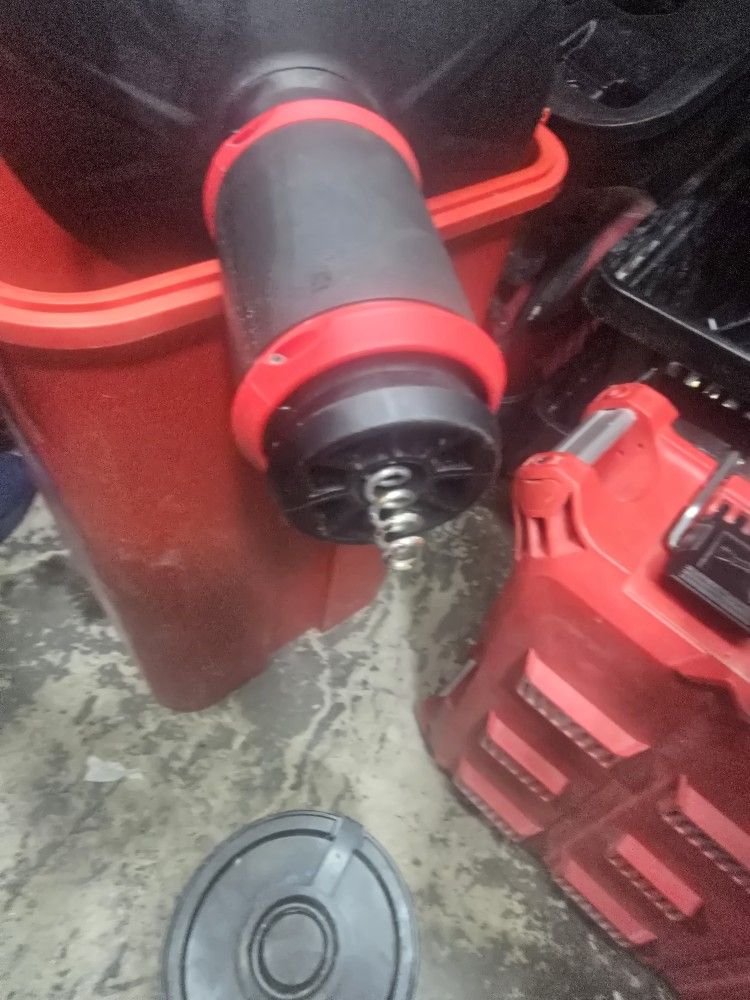 Milwaukee 35' Cordless Snake