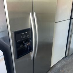 Refrigerator S/S 33 Inches by67