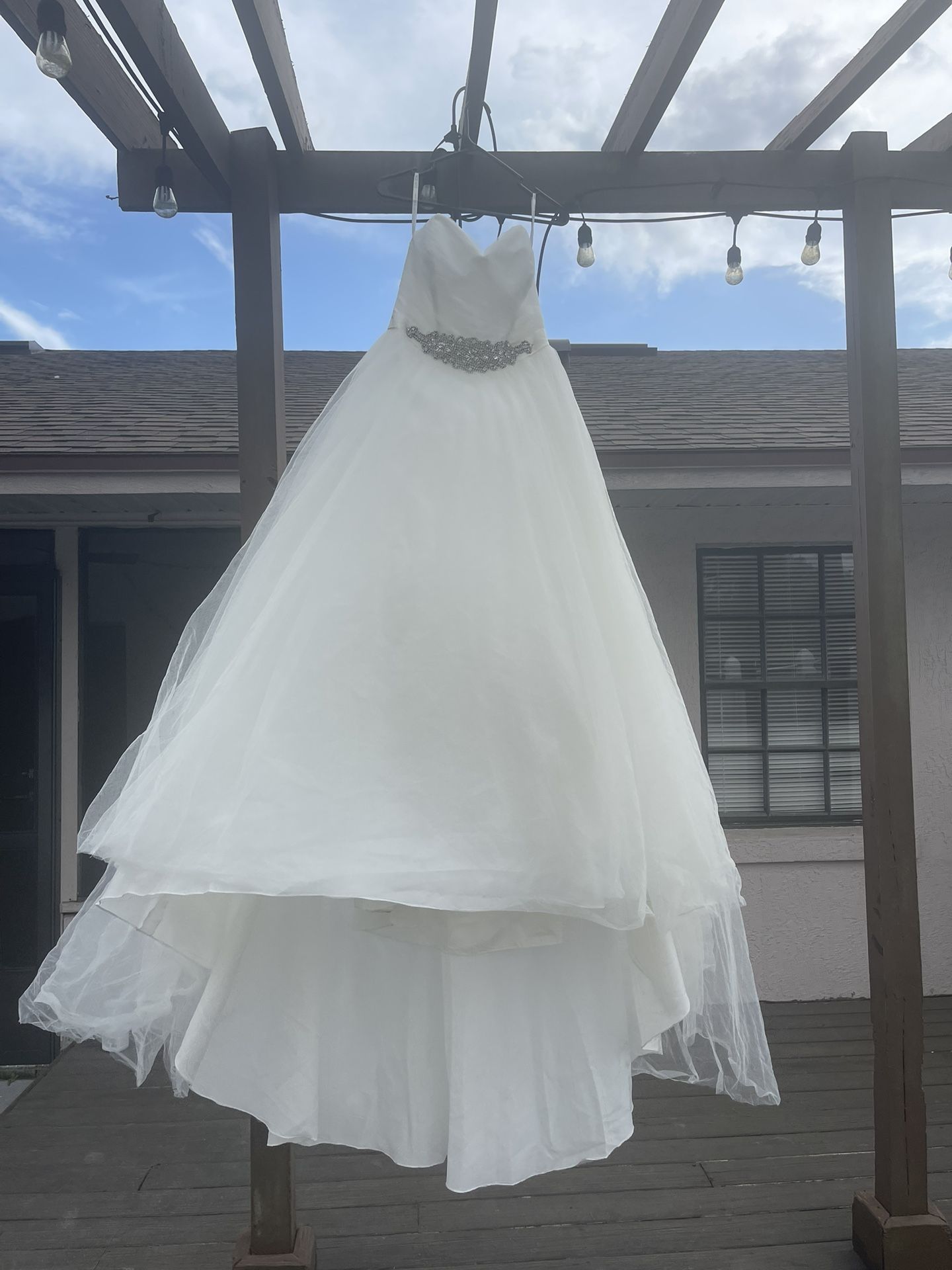 Sweetheart tulle Wedding Dress From David bridal