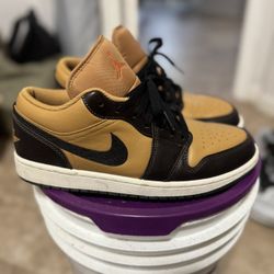 Men Nike Shoes Size 8.5