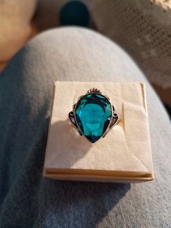 Blue tourmaline ring