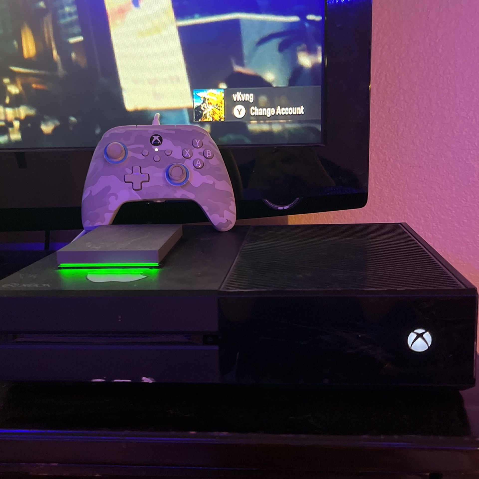 Gen 1 Xbox With Wired Controller