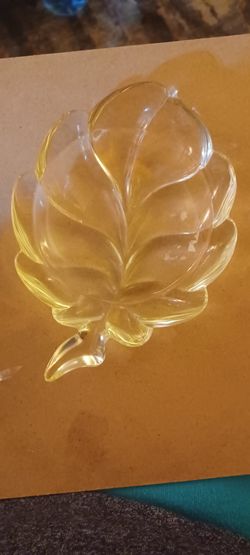 Glass Leaf Tray