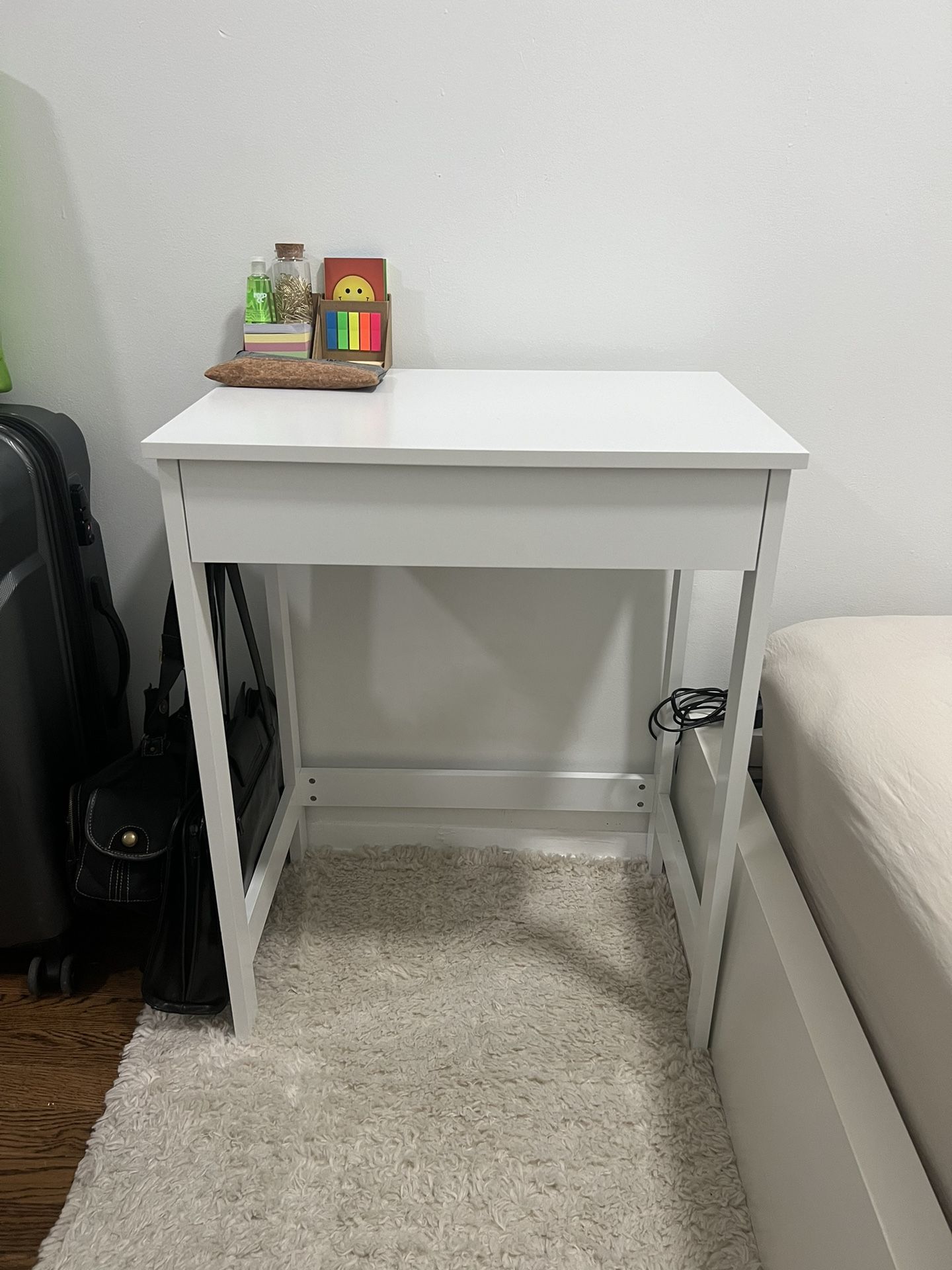 White Desk With Drawer