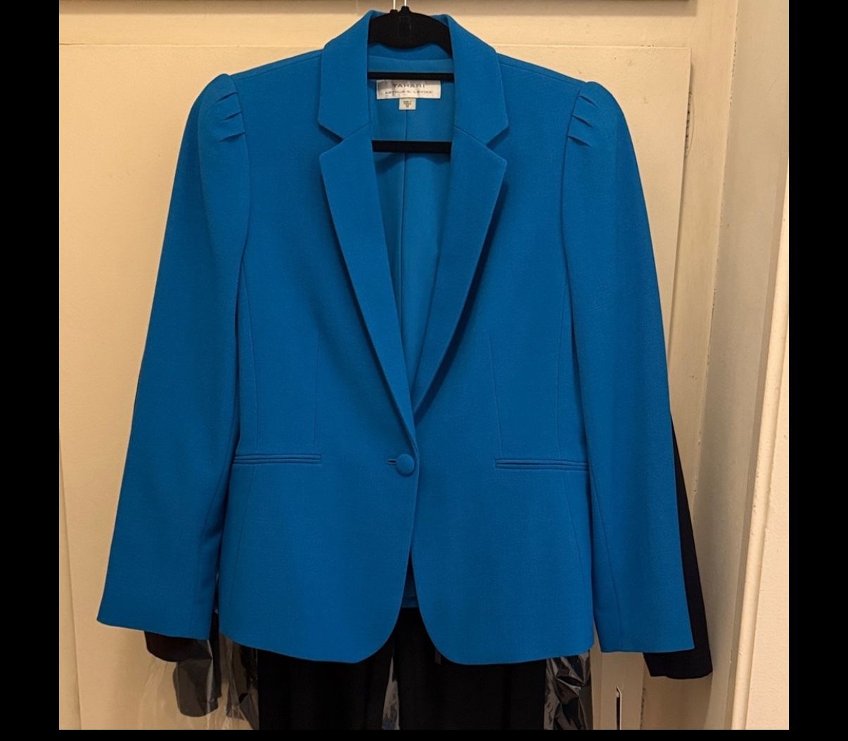 Tahari NWT Elegant Turquoise Women's Tahari Blazer