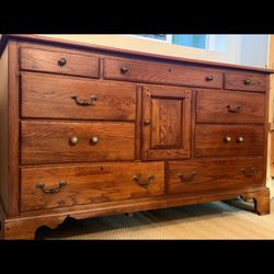 Dresser/miror