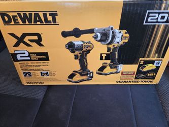 Combo Dewalt $320 Firme