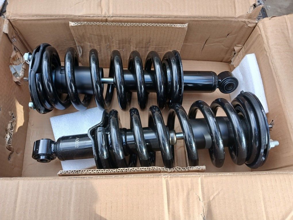 Nissan Front Struts