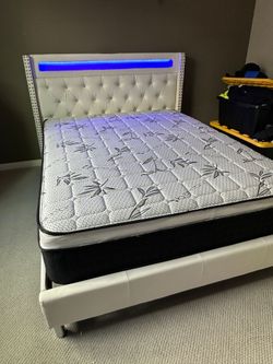 Queen Size Mattress Pillow Top New bedframe sold separately