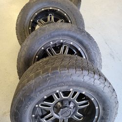 18 X 11 5x5 or 5.5.5 Wheels 