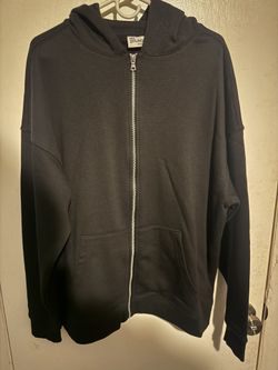 NO BOUNDARIES SWEATER