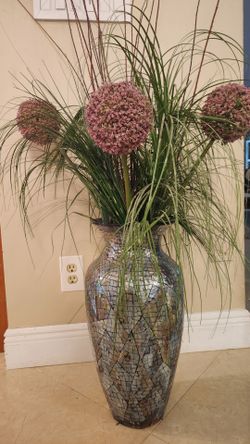 ALABASTER VASE AND PLATE
