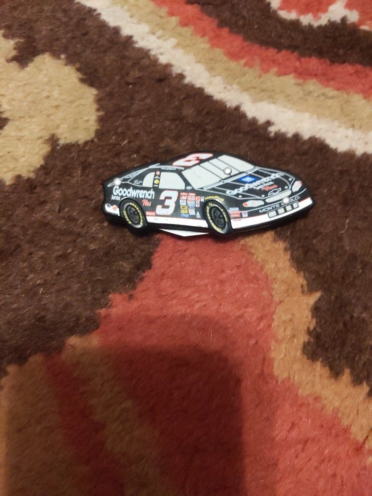 Dale Earnhardt Sr Number 3 Goodwrench Car Folding Knife