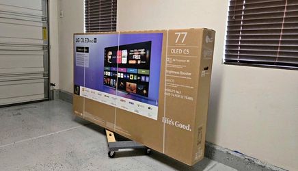 77 “ LG smart 4K EVO OLED HDR 144HZ C5 TV