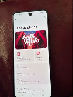 Moto Razr Ultra 2025