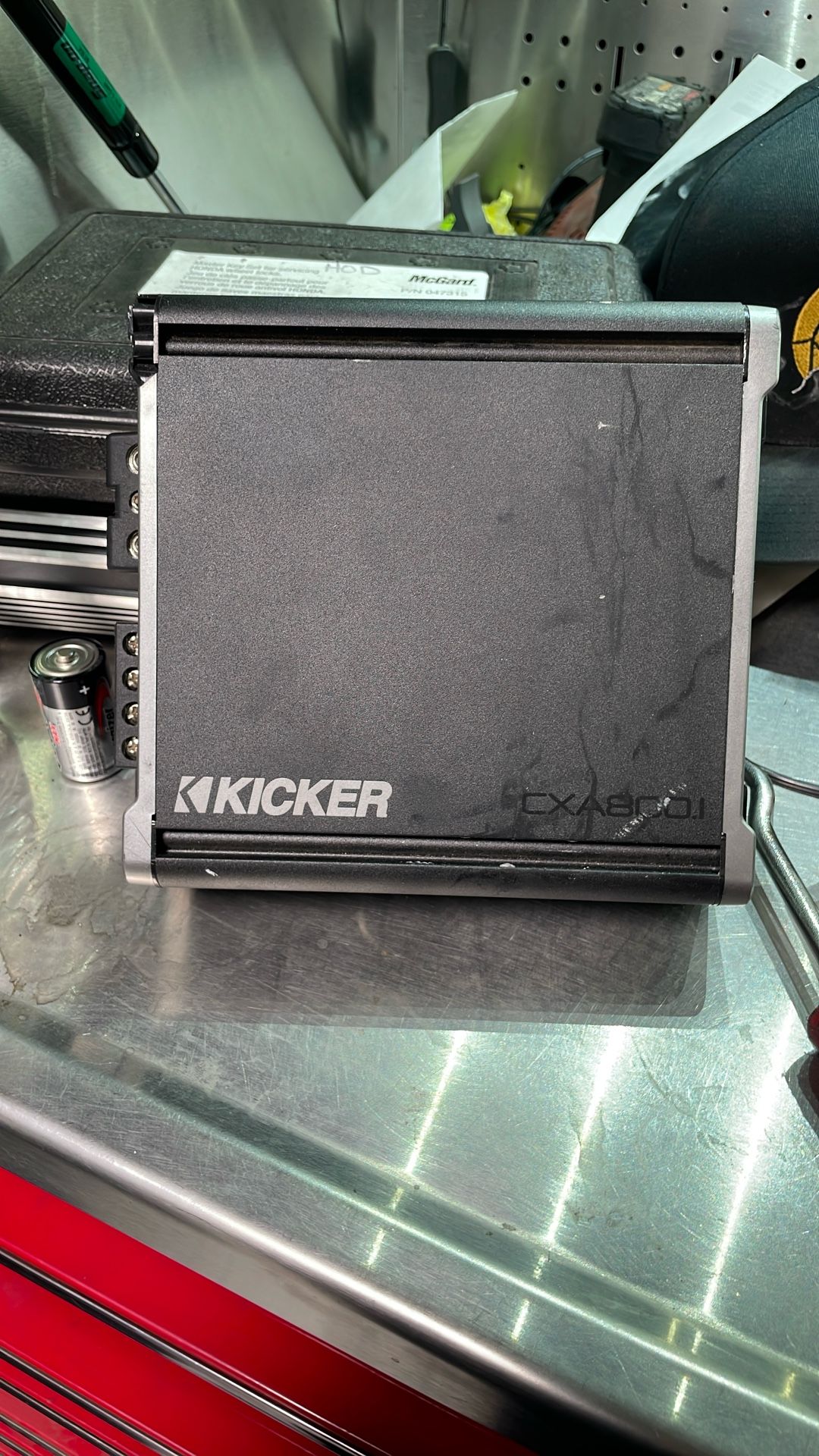 Kicker Amp