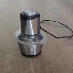 Food processor and grinder and Juicer for sell