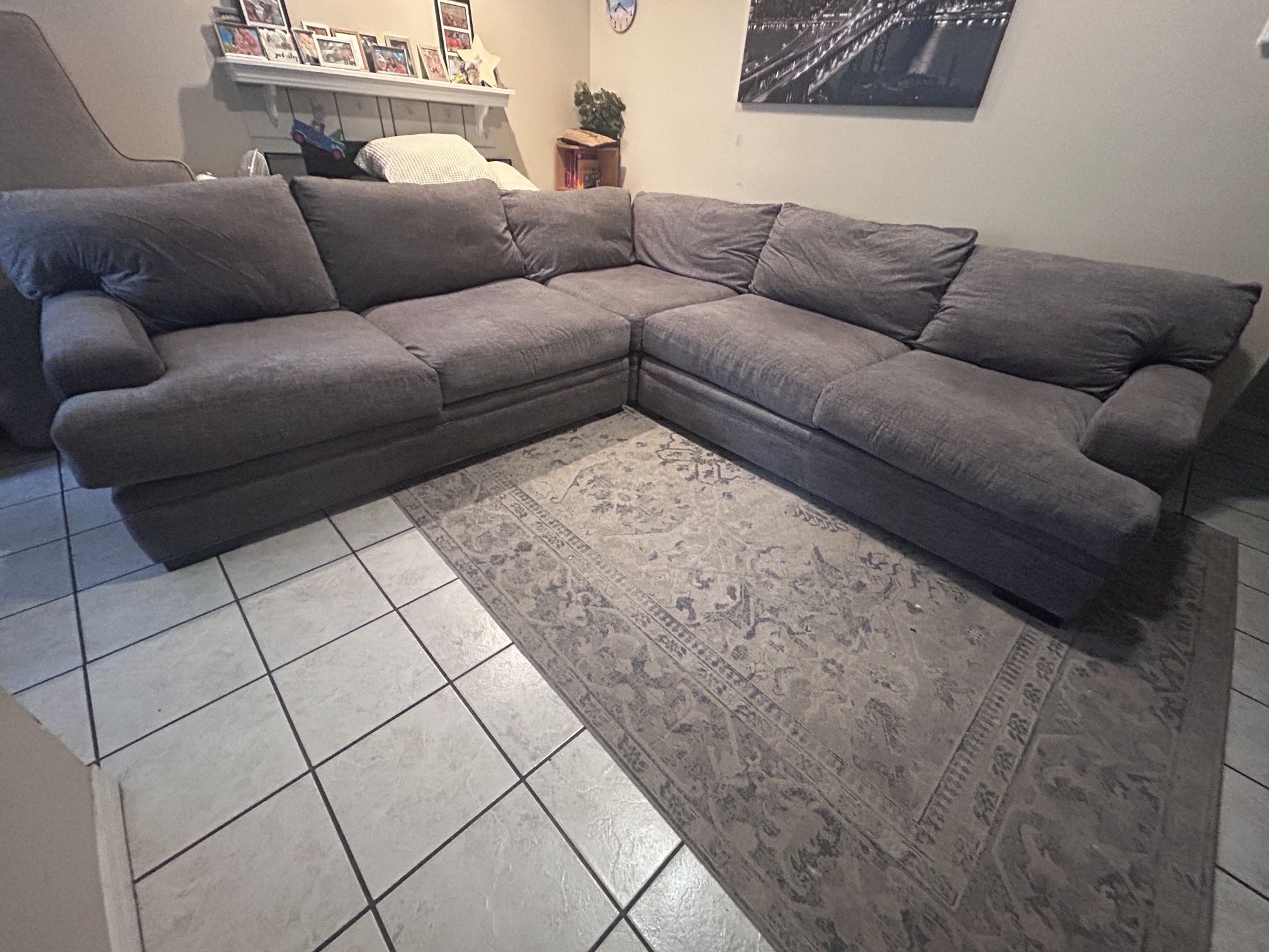 Free Delivery Cindy Crawford Sectional Couch