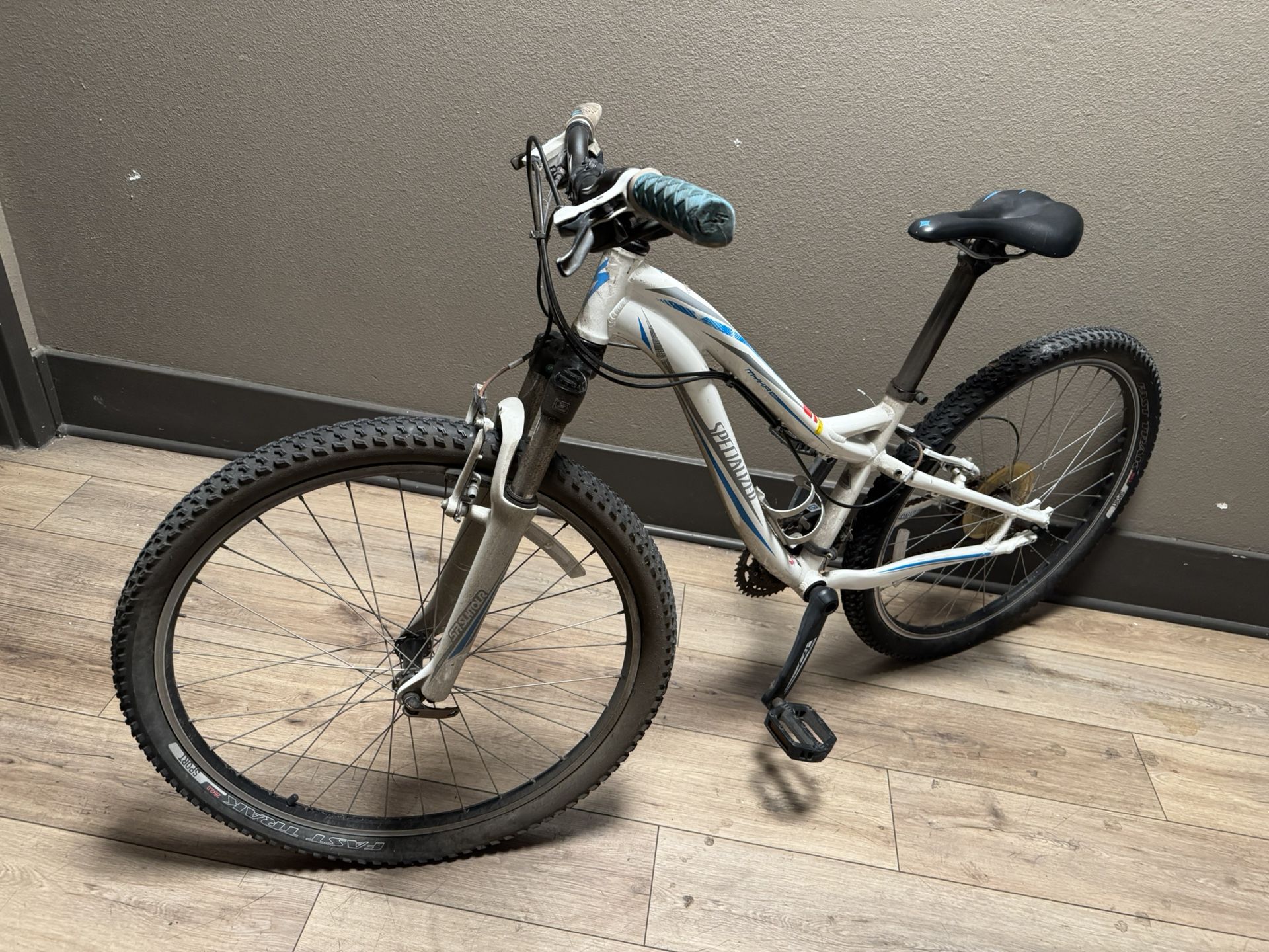 Specialized Myka Bike.