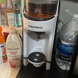 Baby Brezza