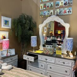 Vintage Full Size Bedroom Set 
