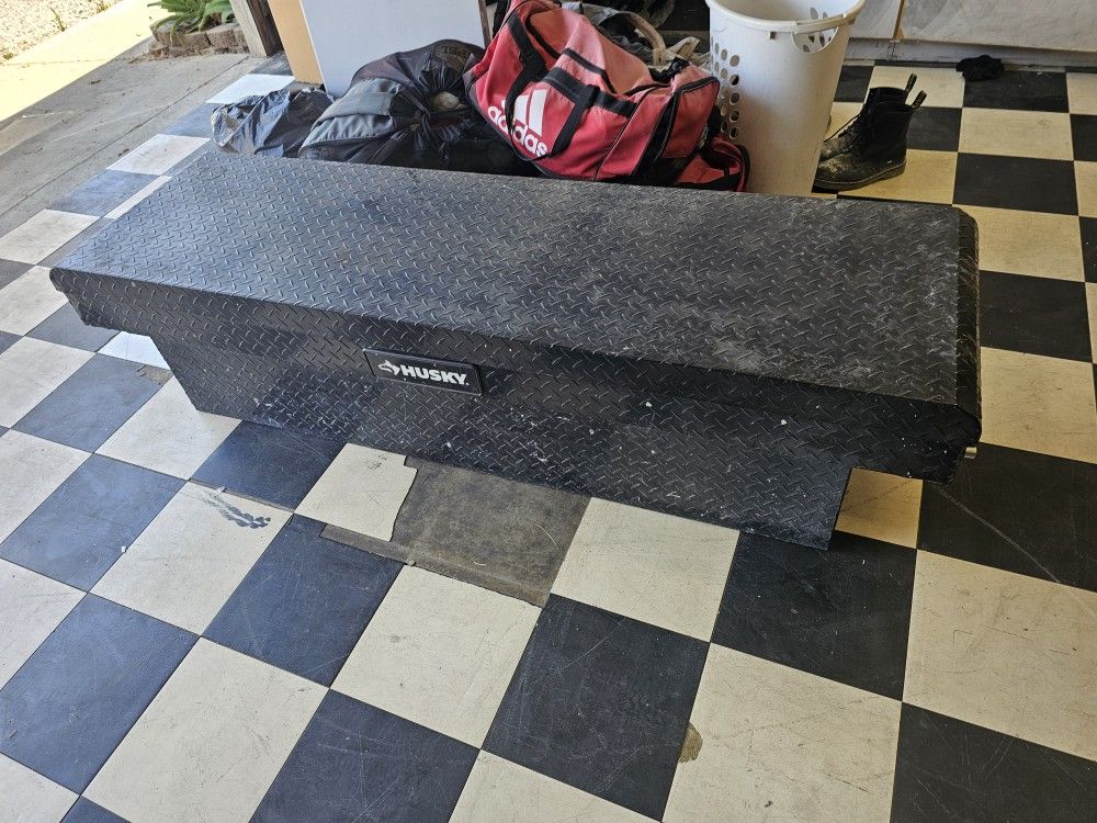 Tools Box Husky 