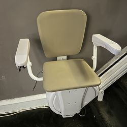 Savaria K2 straight stair lift 2023 model