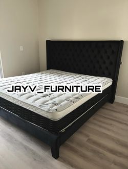 King Bed Frame With Mattress 