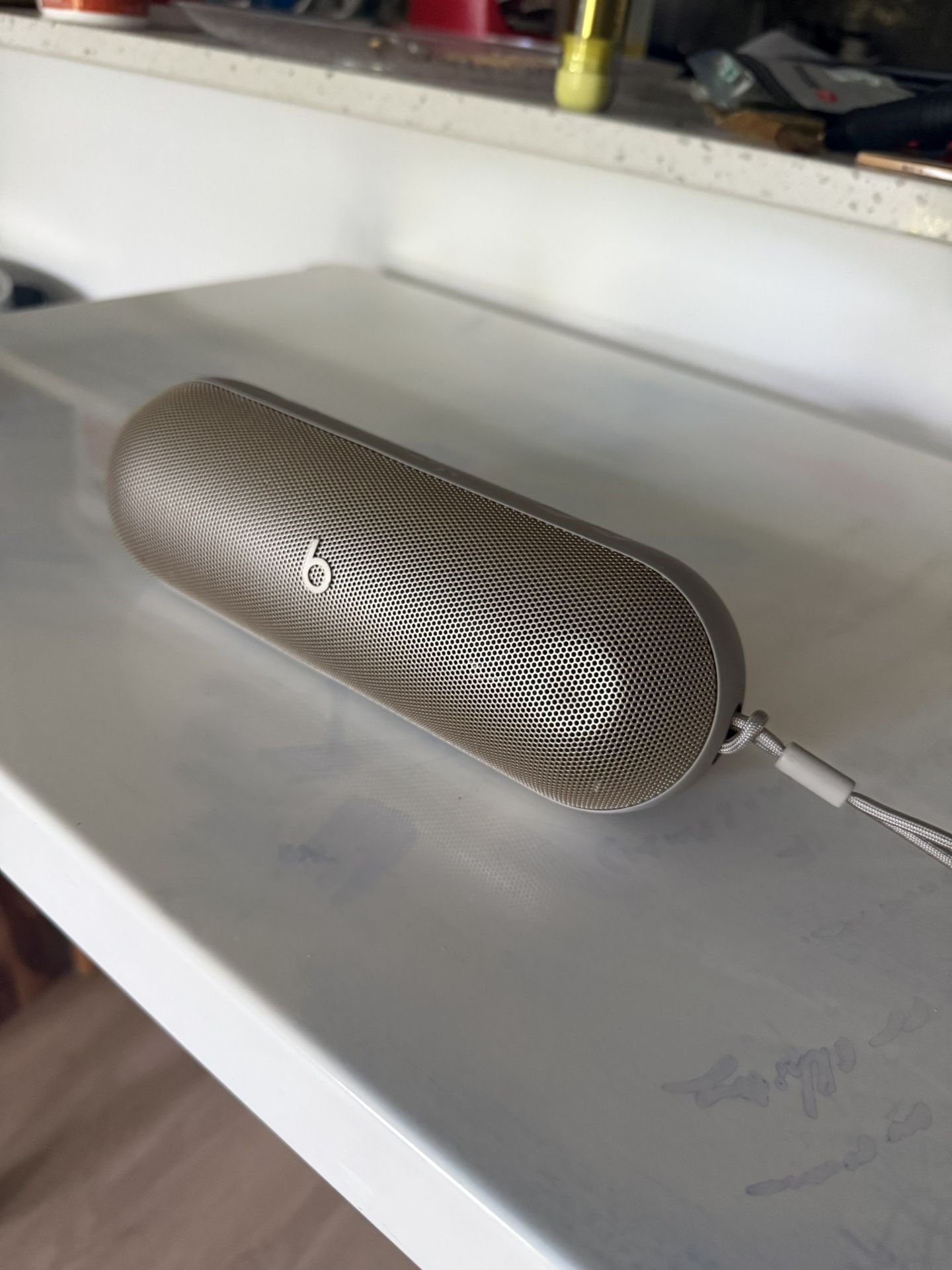 Beats Pill