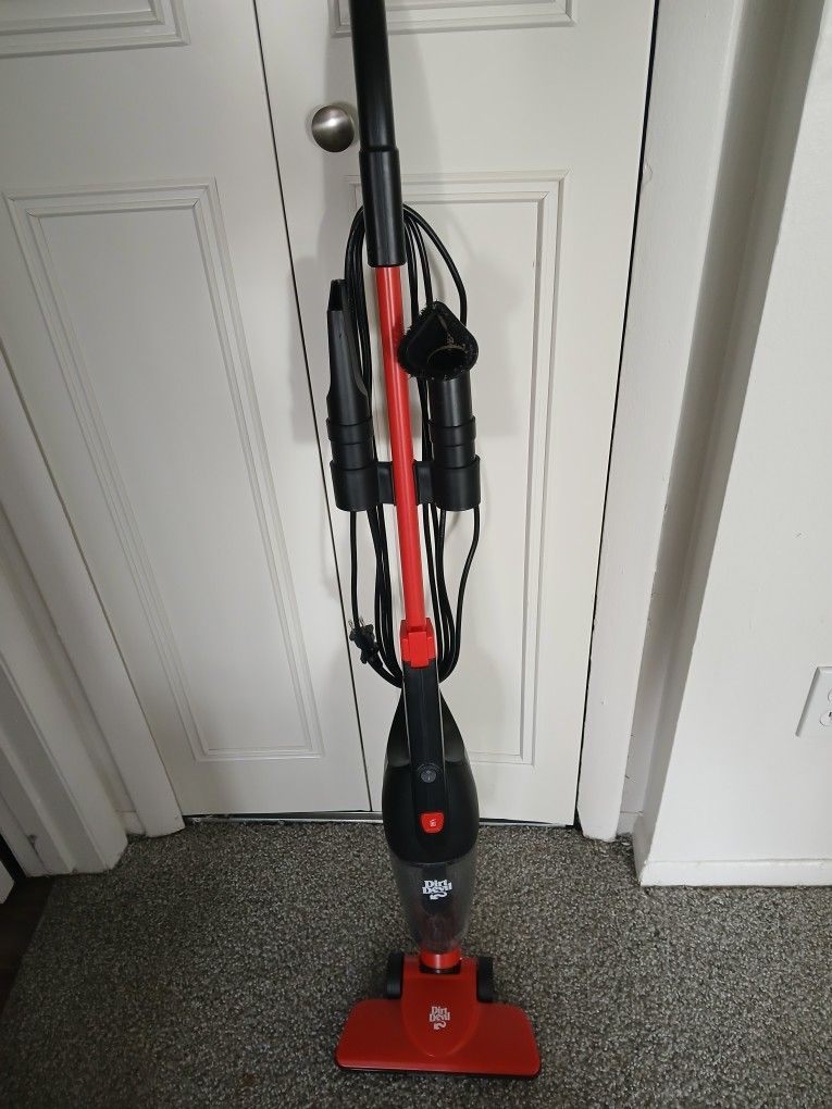 Dirt Devil Vacuum Cleaner