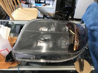 06/08 Honda Pilot eom headlights new box
