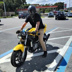 sv1000 clean title perfect condition 