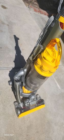 Dyson DC14 vacuum cleaner