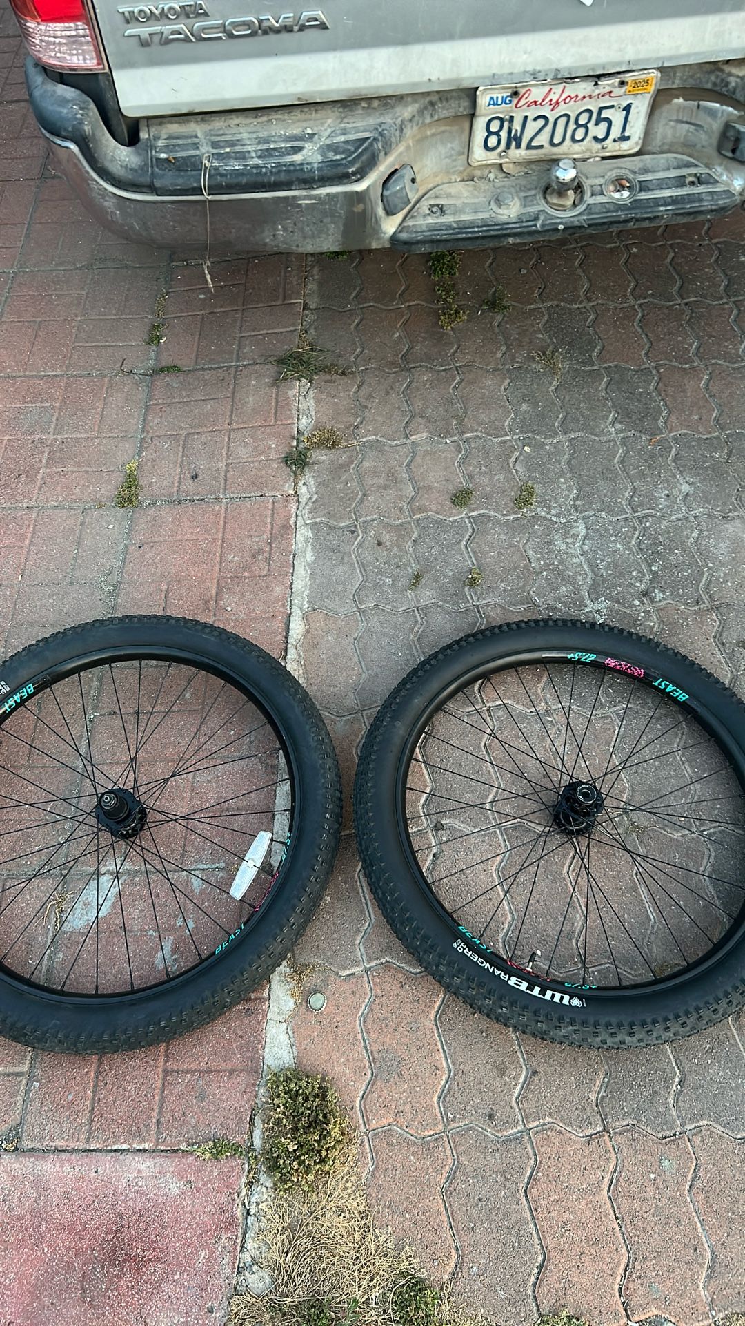 27.5 Beast MTB Tires And Rims