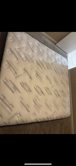 Revive by Living Spaces King Size Mattress – Island Series