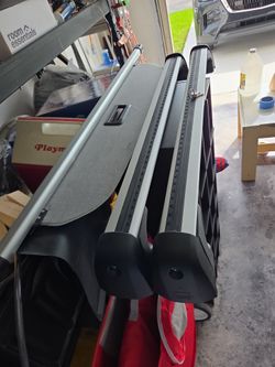 Outlander 2022 cross bars and trunk cover