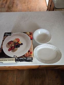 Hostess serving set for the upcoming holidays
