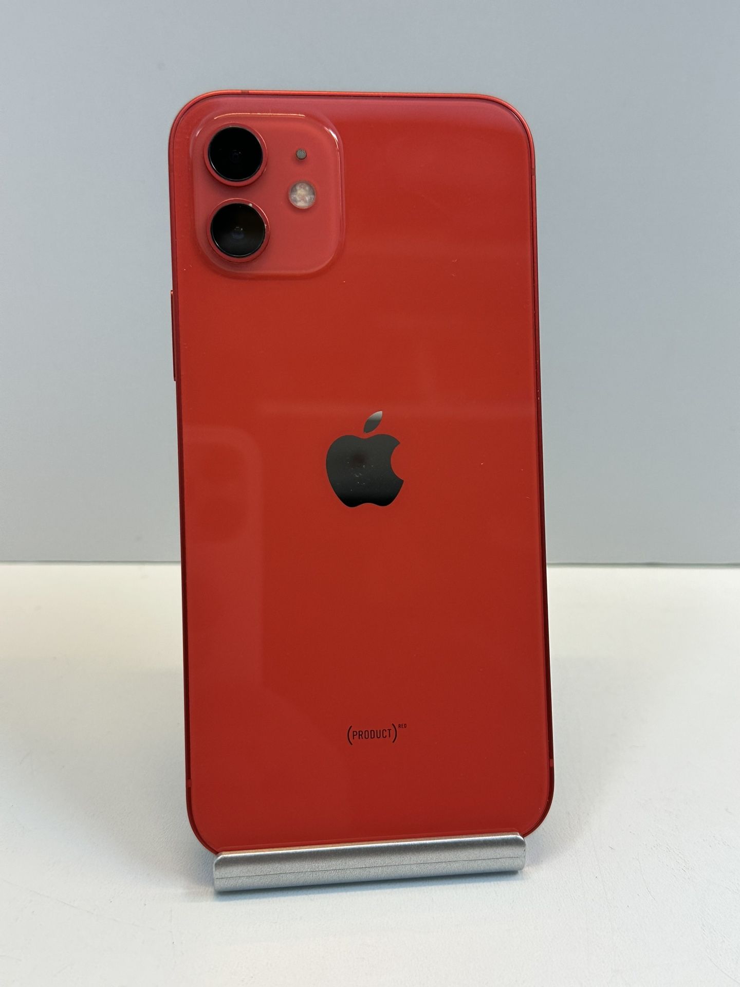 Apple iPhone 12 64gb. ( Unlocked Cellphone )