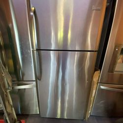 FRIGIDAIRE REFRIGERATOR TOP FREEZER STAINLESS STEEL ON SALE ✅$299✅ PLUS FREE DELIVERY AND INSTALL