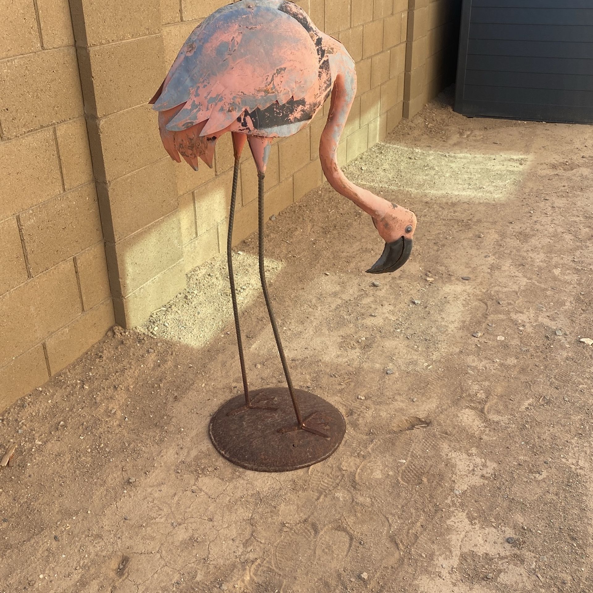 Large Outdoor Flamingo Decor for Sale in Surprise, AZ OfferUp