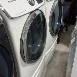 Electric Dryer And Washer Set 