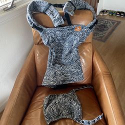 Tula Wave Grow & Explore Carrier $80