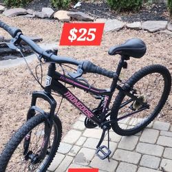 Mongoose 26" Bike READ DESCRIPTION 